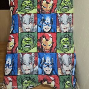 Marvel Avengers Reversible Comforter Blue Red Captain America Iron Man Hulk Thor